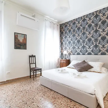 Rio Terra' Canal View Apartment *