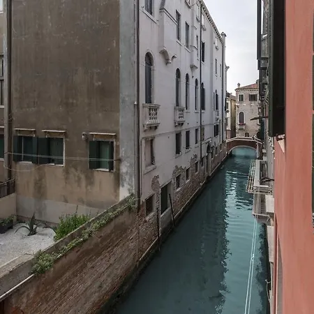 Rio Terra' Canal View Appartement *